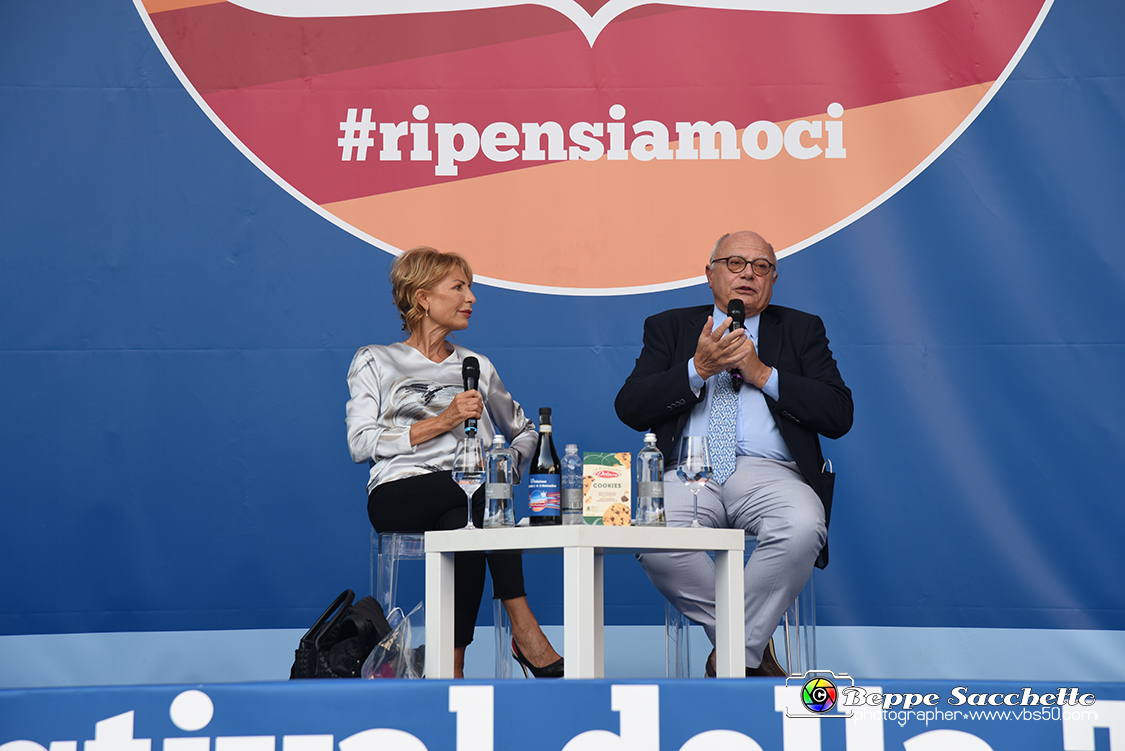 VBS_7939 - Lilli Gruber intervista Massimo Galli Infettivologo.jpg